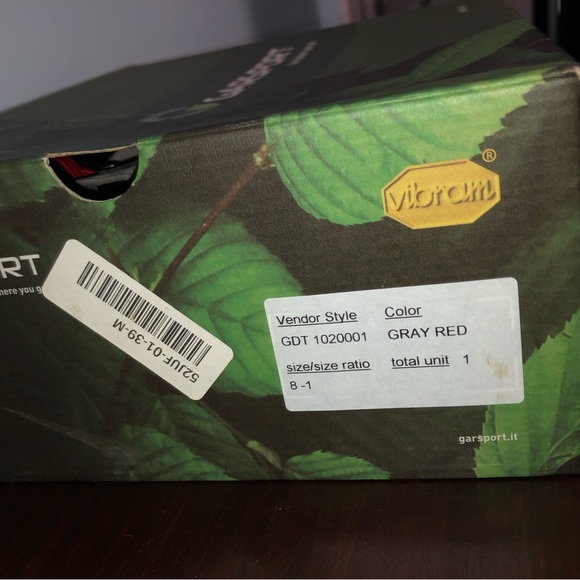 NWT_Women's Hiking Boots WATERPROOF_NWT - Picture 2 of 14